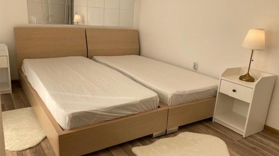 Apartament cu 2 camere semidecomandat în Valea Borcutului