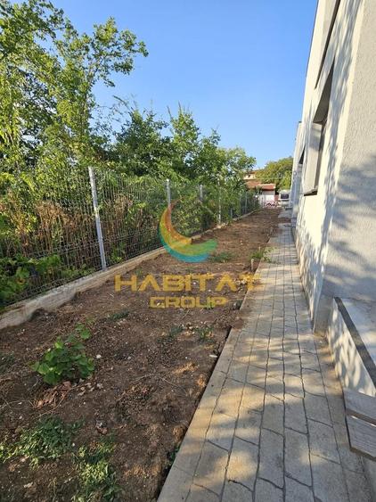 Casă individuală cu 3 camere cu Canalizare în Central