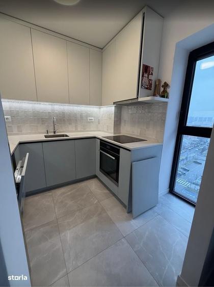 Apartament cu 3 camere decomandat în Cotroceni