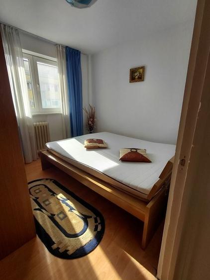 Apartament cu 2 camere semidecomandat, mobilat în Doamna Ghica