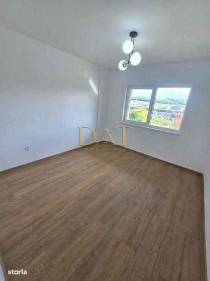 Apartament cu 3 camere în Baciu