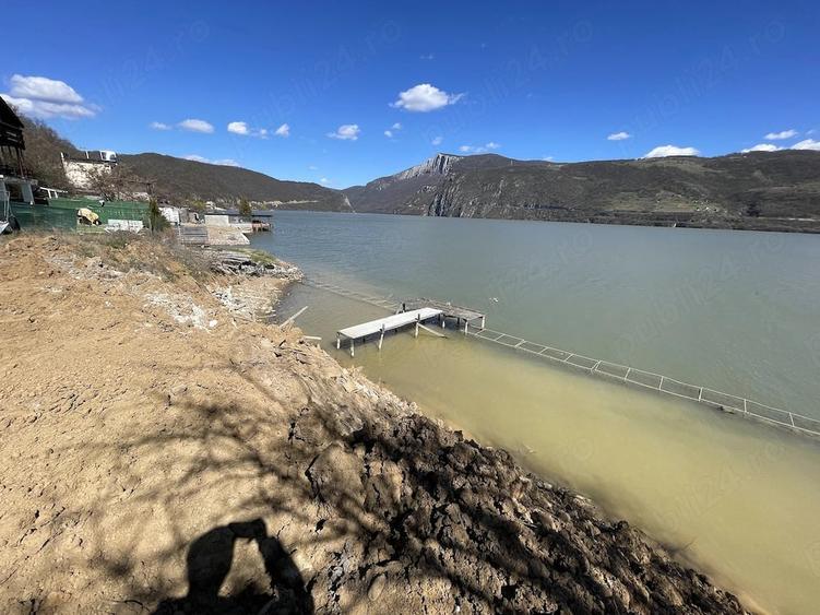 Teren de 783 mp, în Dubova