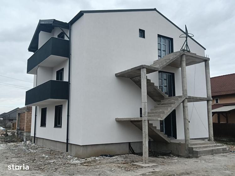 Apartament cu 2 camere decomandat în 7 Noiembrie