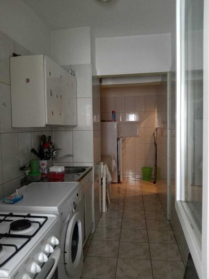 Garsonieră decomandată în Berceni