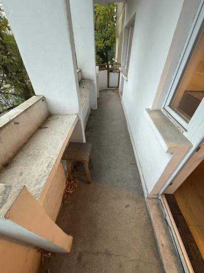 Apartament cu 2 camere semidecomandat, mobilat în Gheorghe Doja