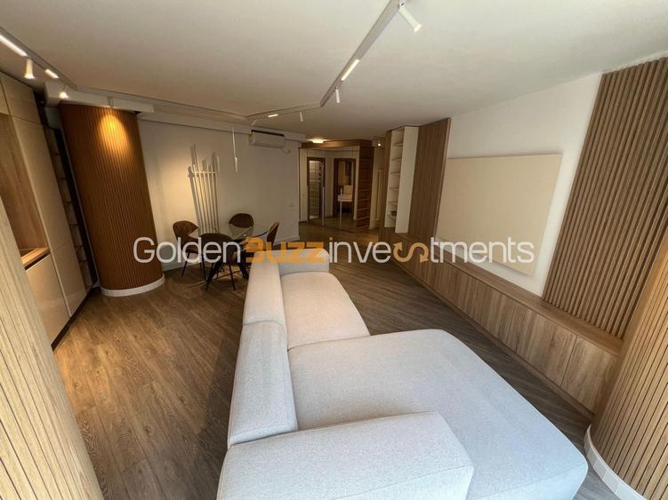 Apartament cu 2 camere, mobilat în Victoriei
