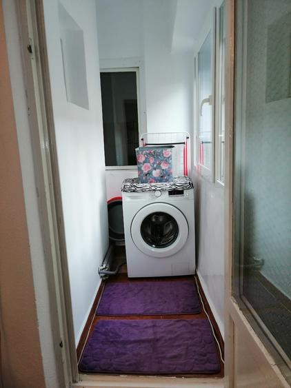 Garsonieră decomandată în Central