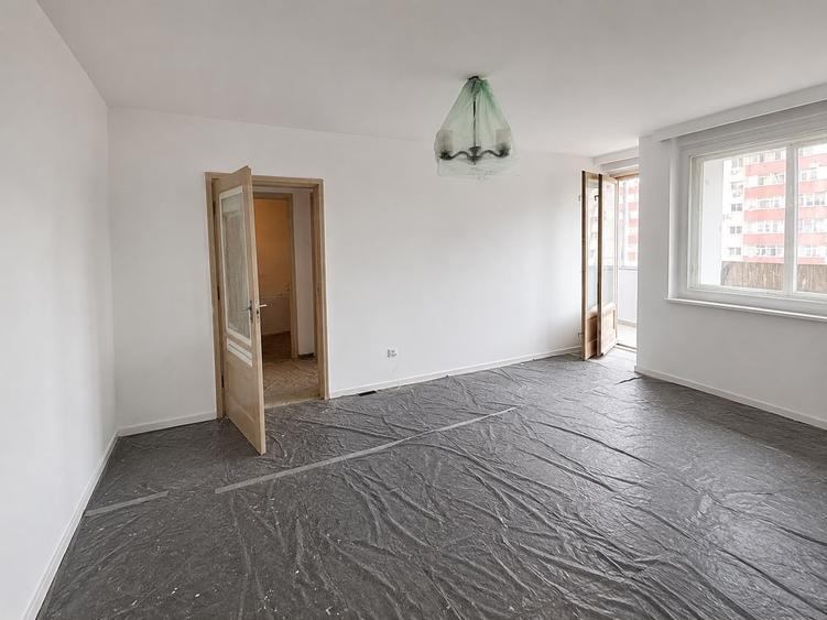 Apartament cu 2 camere semidecomandat în Ștefan cel Mare