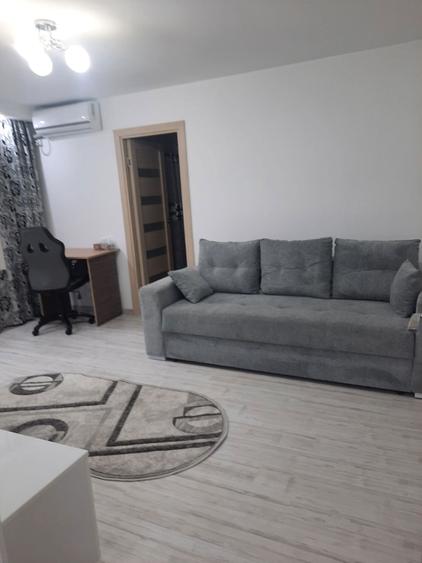 Inchiriez Apartament 2 Camere - 1