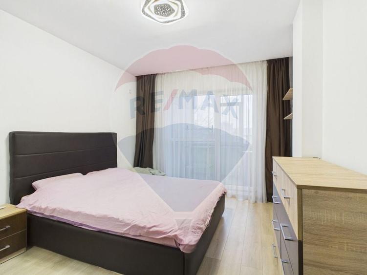 Apartament 3 camere - 2 bai - parcare inclusa - la 5 min de metrou - 3