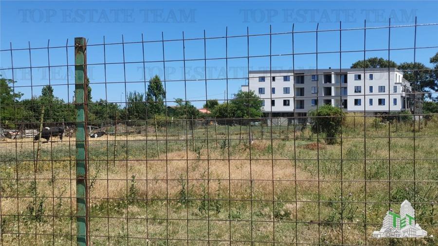 Teren intravilan cu deschidere la sosea Palazu Mare zona Elvila - 1