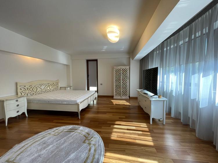 Faleza Nord - Universitate, Vila D+P+2 langa plaja, mobilata si utilata lux - 35