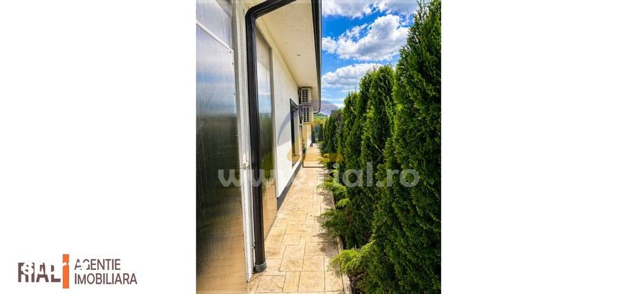 Casă cu 4 camere cu Teren 1141 Mp în Central