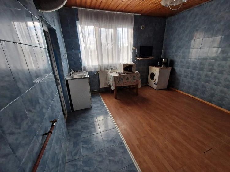 Casă cu 2 camere cu Teren 909 Mp în Central