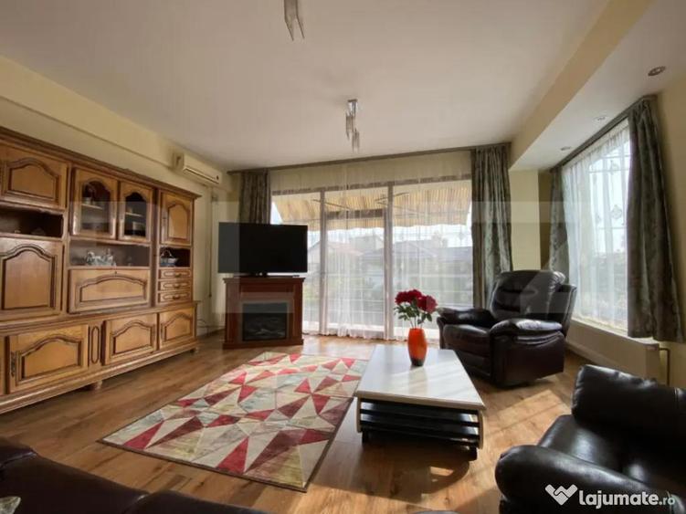 Casa de vanzare, 295 mp, zona Central - 2