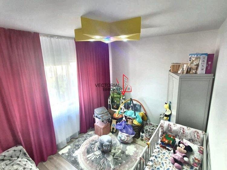 Apartament decomandat, hol H, 2 bai. 2 balcoane Colentina Maior V.Bacila - 16