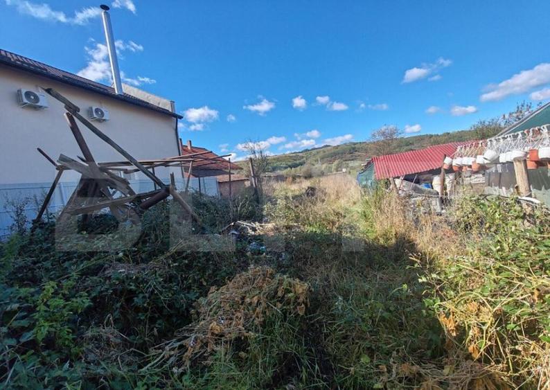 Casa +anexe de vanzare - 18