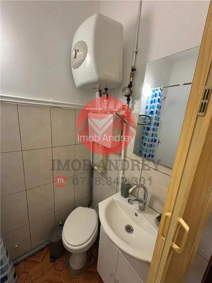 Garsoniera de vanzare ideala pentru locuit sau investit