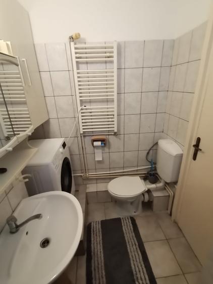 INCHIRIEZ apartament 2 camere decomandat,zona Strand - 8