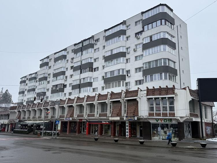 Ap 4 camere 90 mp+boxa+1 camera pe hol ultracentral b-dul Carol 1 - 36