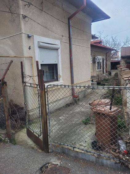 Casa de vanzare aproape de centrul ora?ului - 1