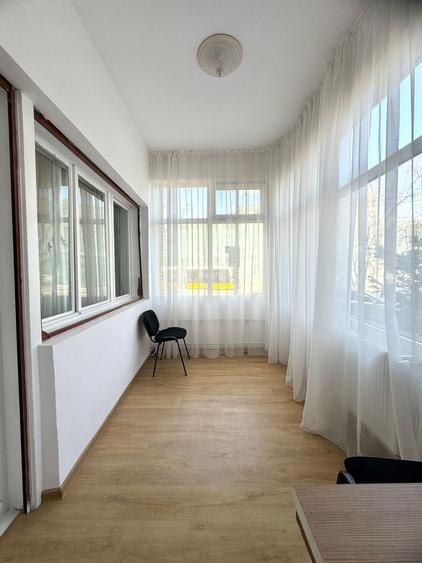 Spatiu de birouri- 4 camere - Punctele Cardinale/ Piata Unirii - 14