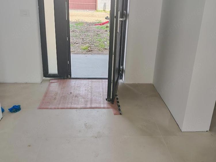 Vand jumatate de duplex in Giarmata Vii - 9