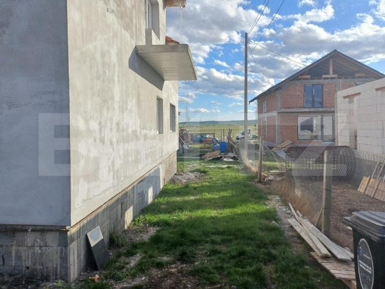 Casa Individuala de vanzare, 220 mp utili, 300 mp teren, front 17 ml - 3