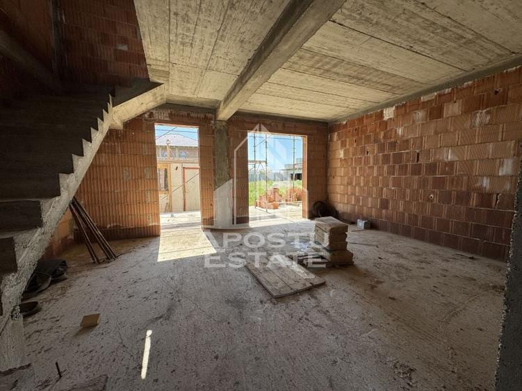 Case insiruite cu 3 camere, teren 300, toate utilitatile, la asfalt. - 2