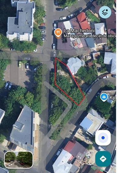 Teren unic semicentral – 264 mp – 2 km P-ta Unirii –1 singur vecin +spațiu verde - 6