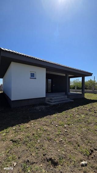 Casa noua de vanzare in Lazuri semifinisata - 17