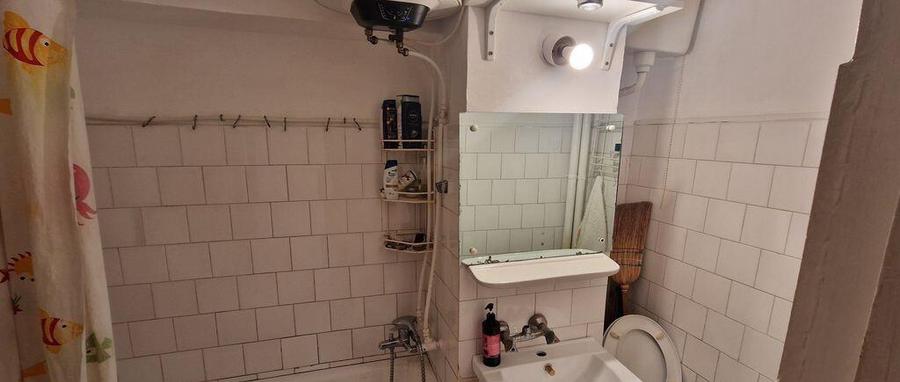 Garsonira decomandata, etaj intermediar, bloc cu lift. - 1