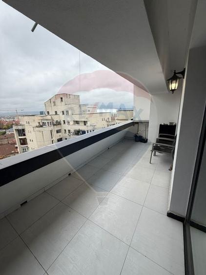 Apartament cu 4 camere de inchiriat in zona Ultracentral - 9