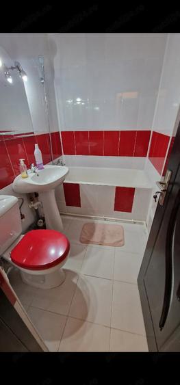 Persoana fizica, ofer spre inchiriere apartament cu 2 camere Podu Ro? - 2