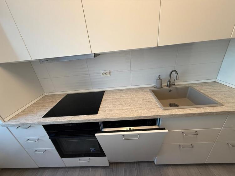 Prima inchiriere// 2 camere Rotar Park 2 // Loc de parcare inclus - 12