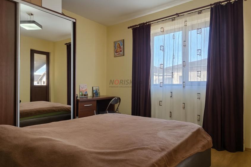 Vilă Spațioasă • Teren 656 mp - 9