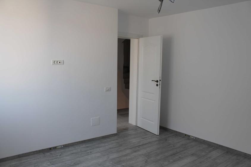 Investeste inteligent! Studio luminos la 5 minute de metrou Berceni - 7