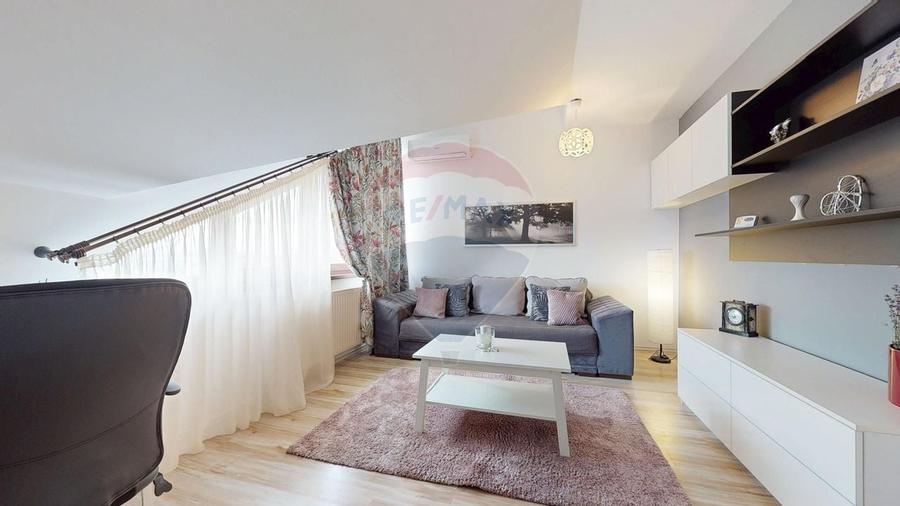 Apartament cu 2 camere de închiriat în zona Tractorul - 8