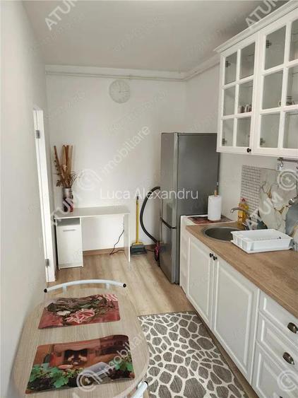 Apartament o camera balcon si loc parcare etaj 2 zona Broscarie Sibiu