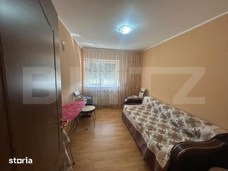 Apartament cu 3 camere decomandat în Micro 11