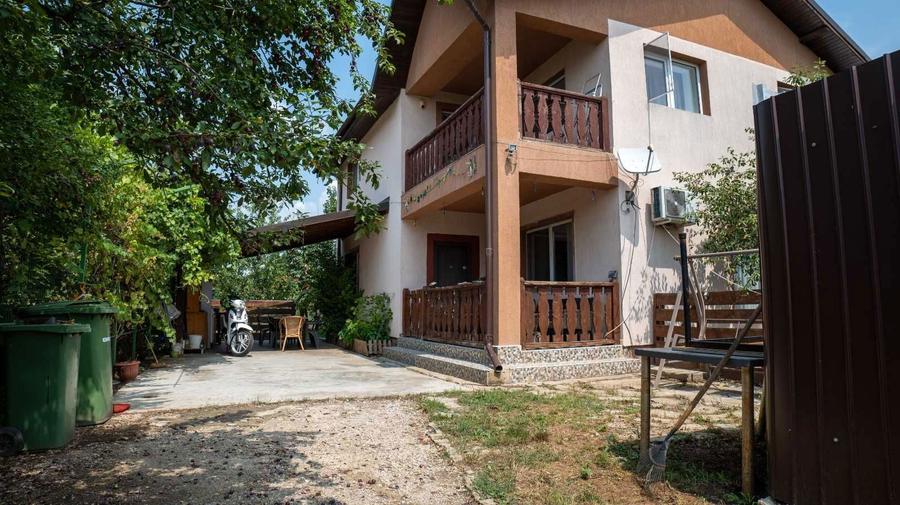 Casa spatioasa 5 Camere, P+1, Moara Vlasiei Ideala Familie - 1