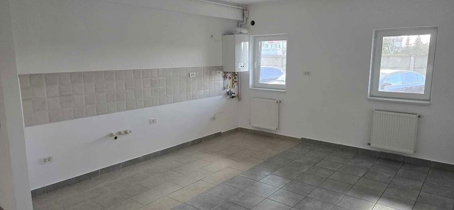 Spatiu comercial 100 mp + Boxa 60 mp, Ciorogarla (Leonardo Residence) - 5