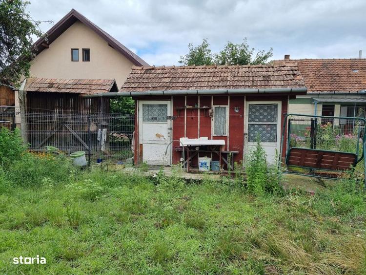 Teren generos 1411 mp cu casa veche si utilitati, zona centrala - 7