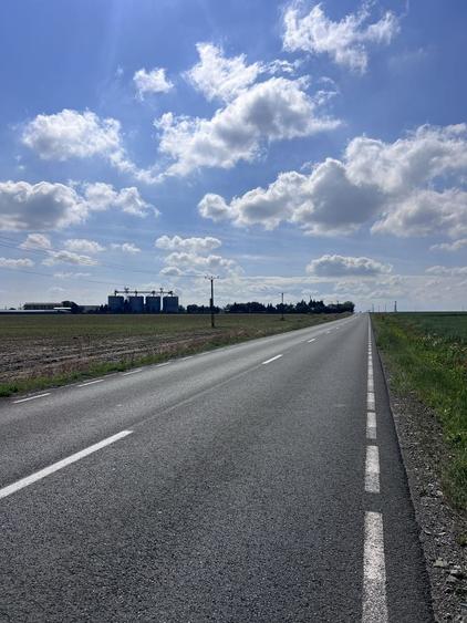 Vand teren extravilian 1Ha - 1