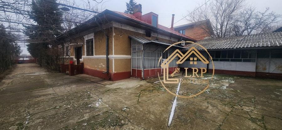 Uzunu Calugareni DN5/E85 -casa, anexe, intravilan 10.488mp, utilitati - 2