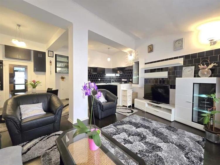 CASA P+M | ZONA PARCUL I.C.BRATIANU | ORADEA - 2