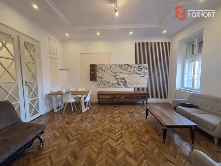 Apartament cu 2 camere, Central in cladire istorica - Arad - 2