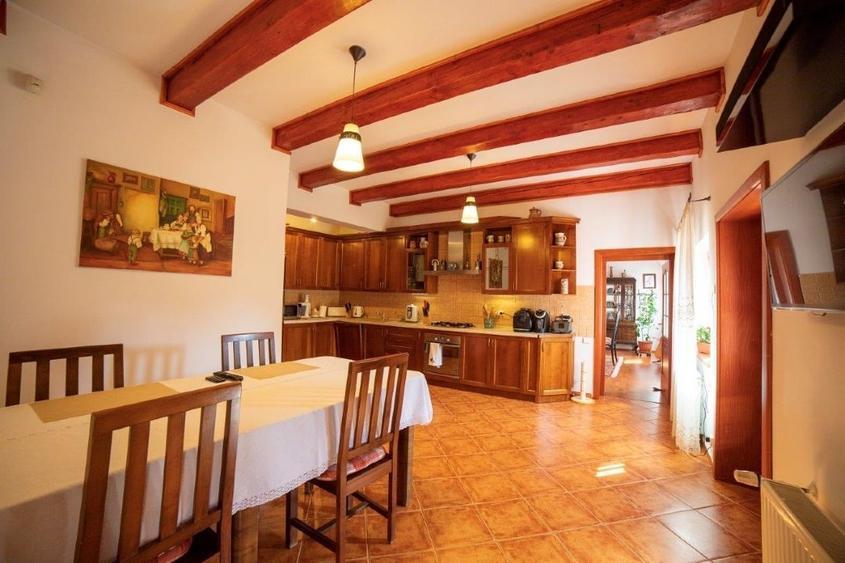 Saxon-Style Estate for Sale in Sanpetru (Petersberg), Brașov, Transylvania - 4
