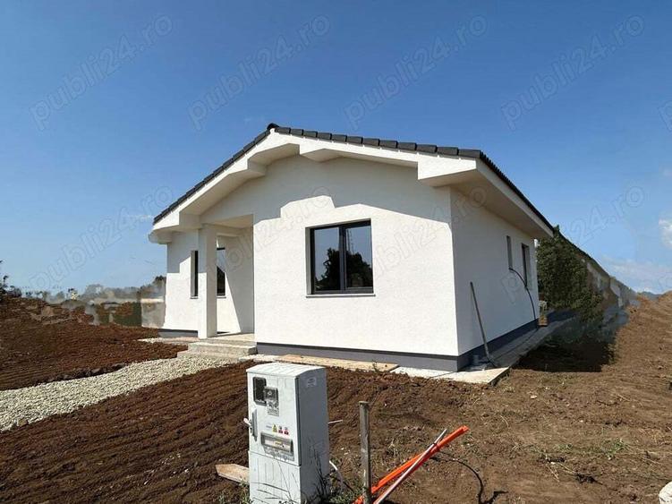 Casa de vanzare in comuna Nojorid - 3