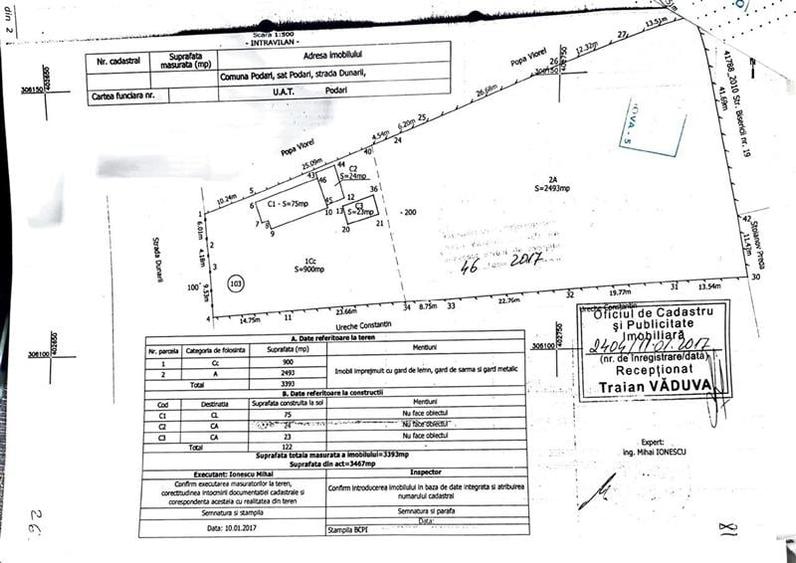 Teren stradal cu casa veche in Podari - toate utilitatile